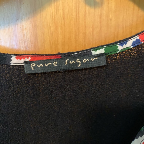 Multicolored Patterned Cold Shoulder Top - Picture 3 of 8